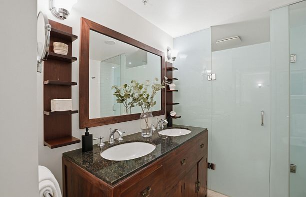 1260 Richards Street Yaletown