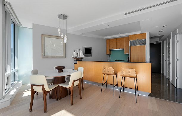 2605 1077 W Cordova Street Coal Harbour