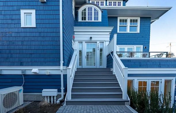 7303 Hudson Street South Granville
