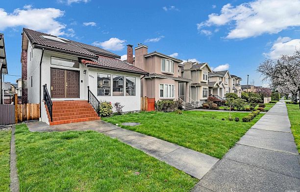 2843 W 22nd Avenue Arbutus