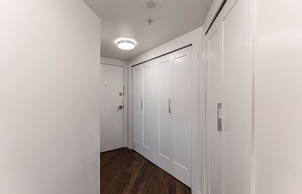 1401 907 Beach Avenue Yaletown