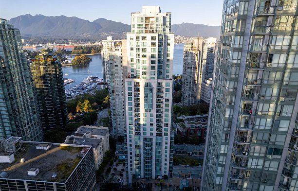 2904 1238 Melville Street Coal Harbour