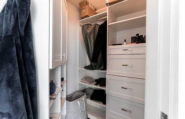 1401 907 Beach Avenue Yaletown