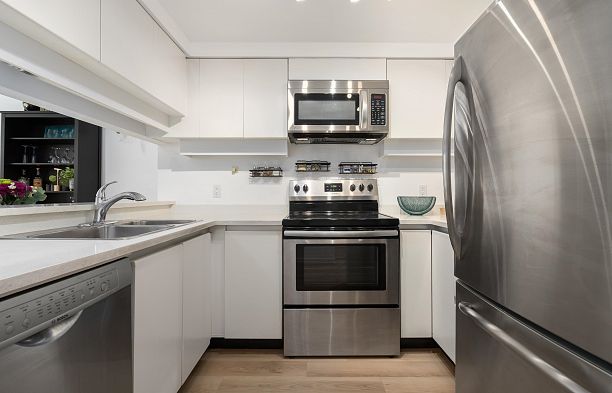 807 1238 Melville Street Coal Harbour