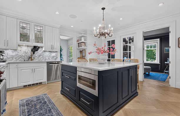 3389 Pine Crescent Shaughnessy