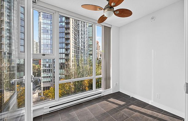 906 455 Beach Crescent Yaletown