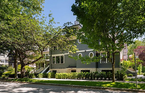 980 Bidwell Street West End VW