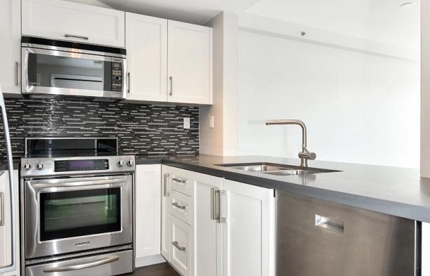 503 1008 Beach Avenue Yaletown