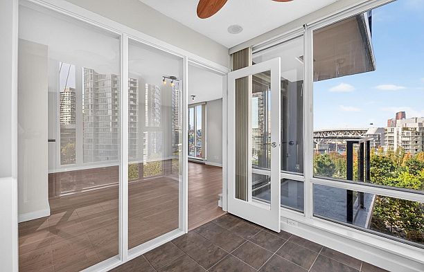906 455 Beach Crescent Yaletown