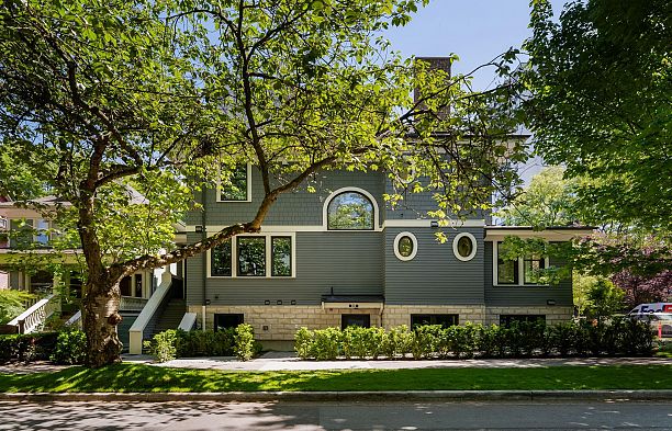 980 Bidwell Street West End VW
