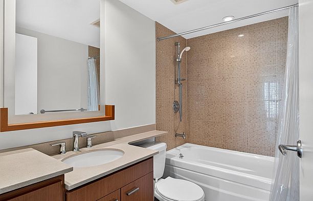 906 455 Beach Crescent Yaletown
