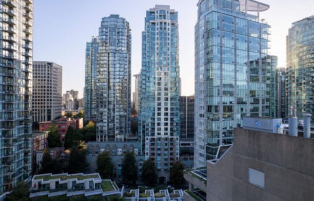 2904 1238 Melville Street Coal Harbour