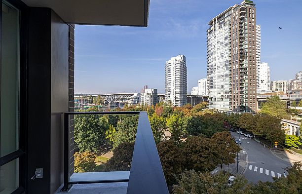 906 455 Beach Crescent Yaletown