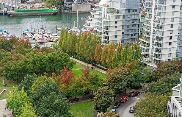2206 1438 Richards Street Yaletown