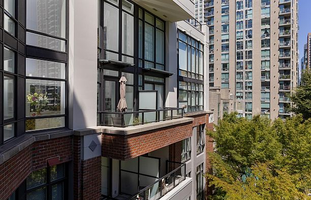 401 988 Richards Street Yaletown