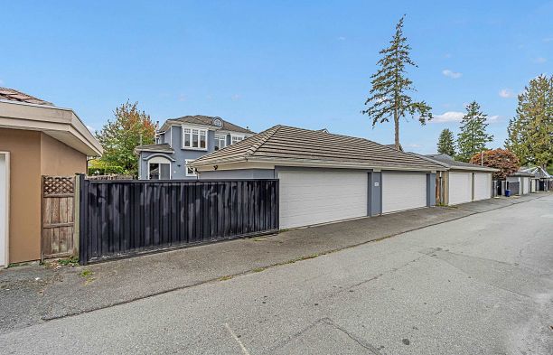 2483 W 22nd Avenue Arbutus