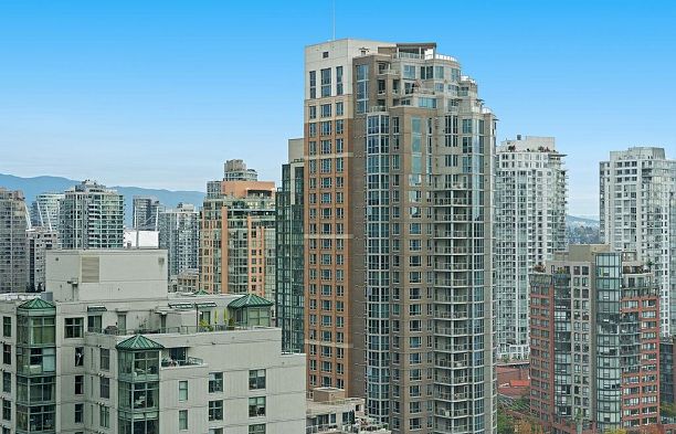 2206 1438 Richards Street Yaletown