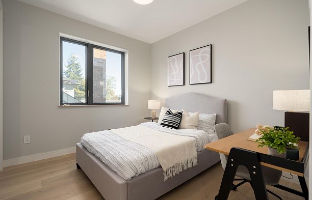 1 2941 W 29th Avenue MacKenzie Heights