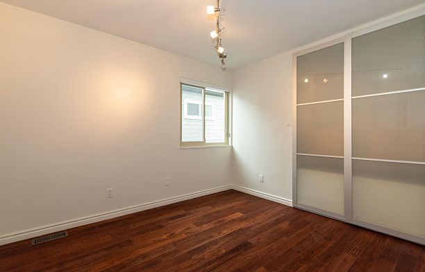 6505 Wiltshire Street South Granville
