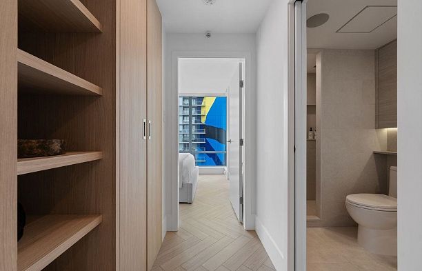 2206 1438 Richards Street Yaletown