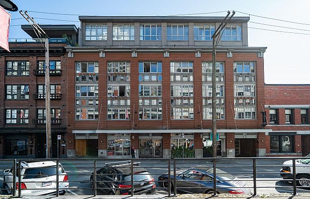 402 1072 Hamilton Street Yaletown