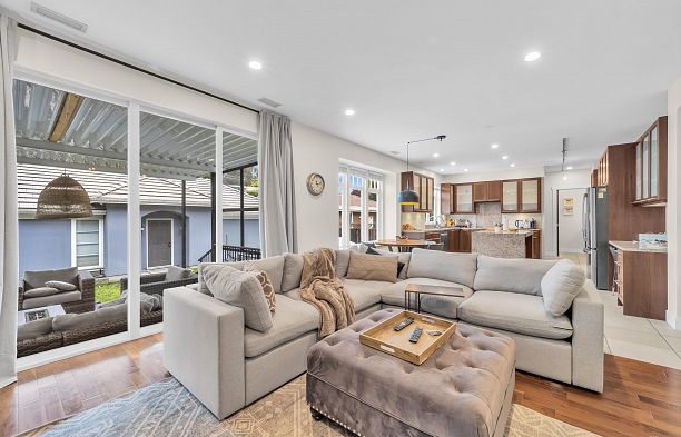2483 W 22nd Avenue Arbutus
