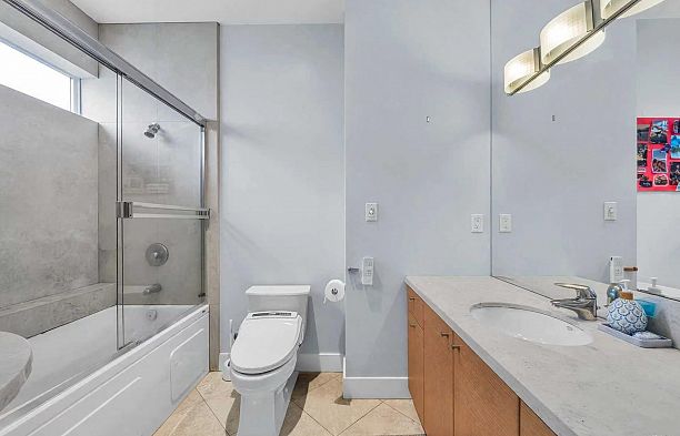 2483 W 22nd Avenue Arbutus