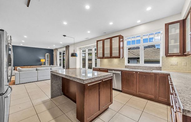 2483 W 22nd Avenue Arbutus