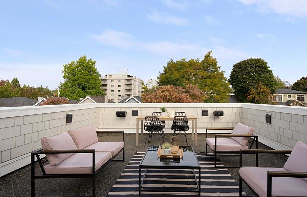 1 2344 W 45th Avenue Kerrisdale