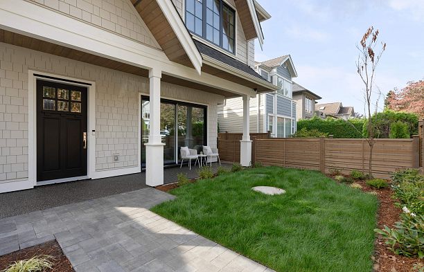 1 2344 W 45th Avenue Kerrisdale