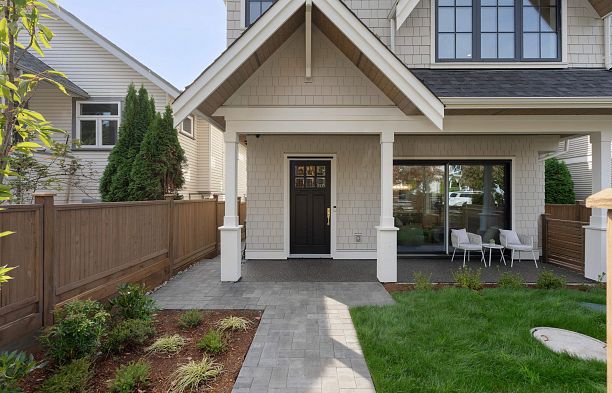 1 2344 W 45th Avenue Kerrisdale