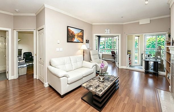 305 3615 W 17th Avenue Dunbar