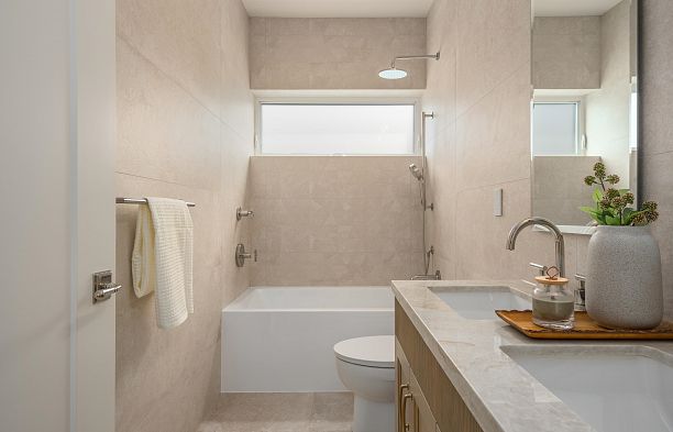 1 2344 W 45th Avenue Kerrisdale
