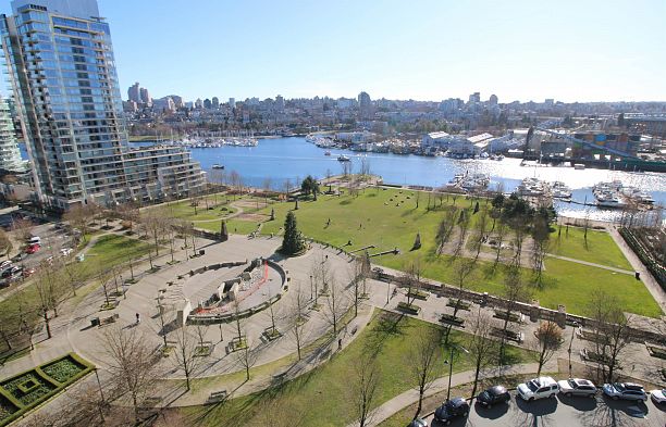 1606 583 Beach Crescent Yaletown