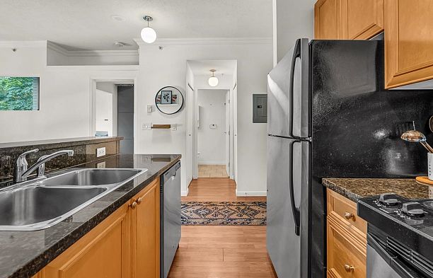 307 928 W Richards Street Street Yaletown