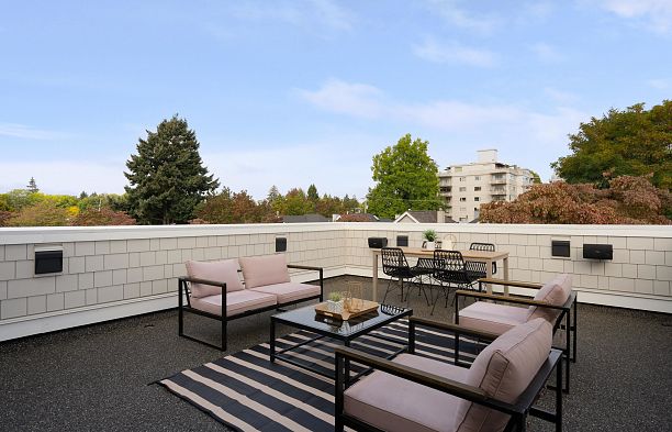 1 2344 W 45th Avenue Kerrisdale