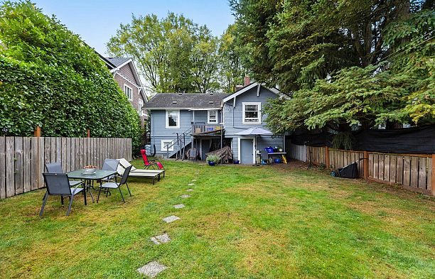 3883 W 20th Avenue Dunbar