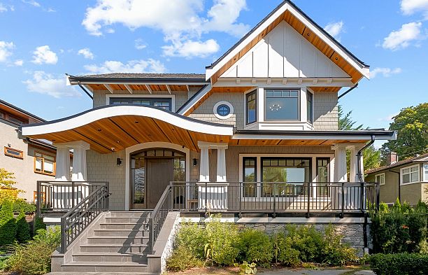 2051 W King Edward Avenue Shaughnessy