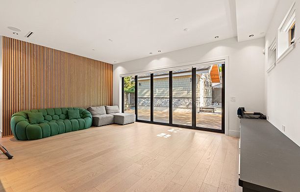 2051 W King Edward Avenue Shaughnessy