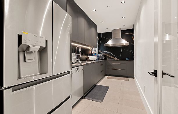 2051 W King Edward Avenue Shaughnessy