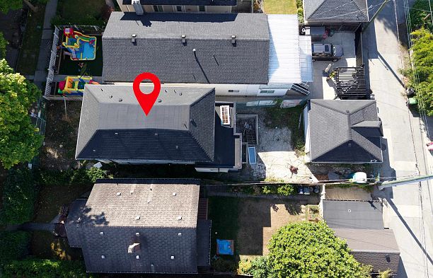 2911 W 34th Avenue MacKenzie Heights