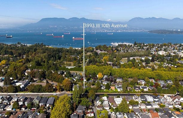 3993 W 10th Avenue Point Grey
