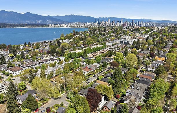 3174 W 5th Avenue Kitsilano
