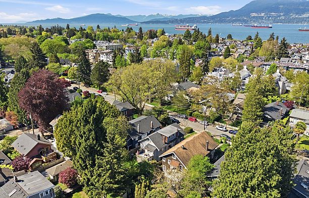 3174 W 5th Avenue Kitsilano