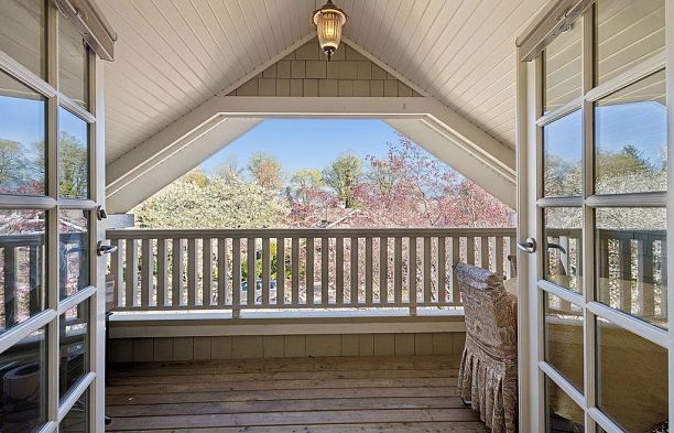 1956 W 14 Avenue Kitsilano