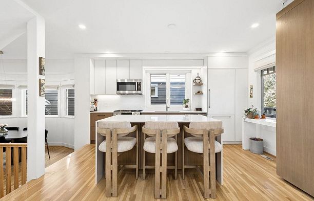 1956 W 14 Avenue Kitsilano