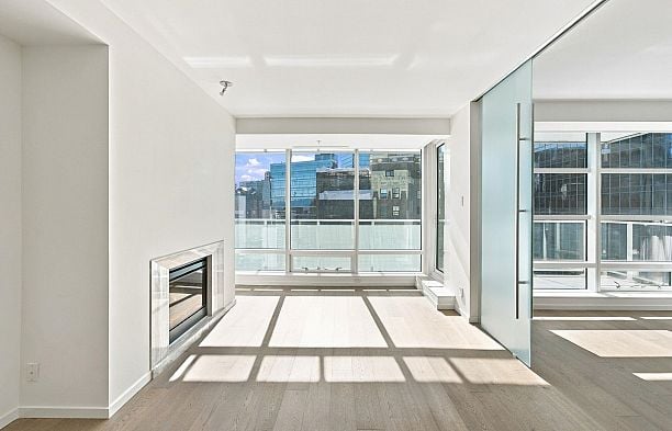 2506 1011 W Cordova Street Coal Harbour