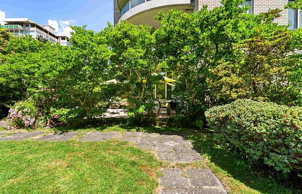 102 5850 Balsam Street Kerrisdale