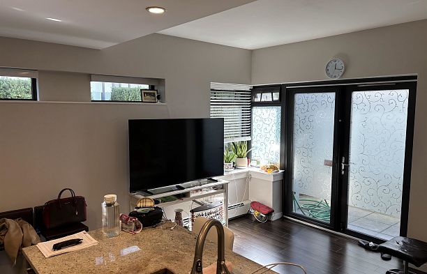 6303 Cambie Street Oakridge VW