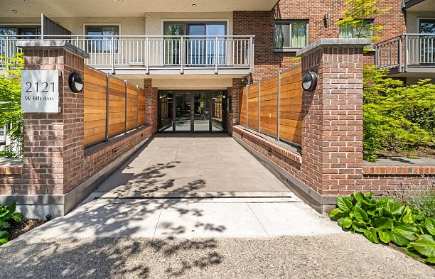 101 2121 W 6th Avenue Kitsilano